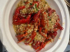 -肥肥虾庄·金牌油焖大虾(东湖欢乐谷店)