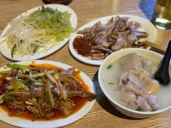 -雷祖芳老妈蹄花店