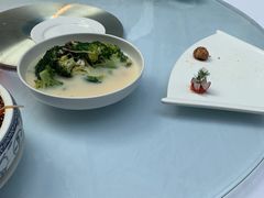-渝半城经典川粤菜(重庆天地店)