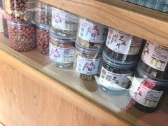 -段氏奇香花生米(长嘉汇店)