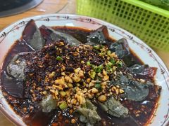 凉拌皮蛋-苗侗地道红酸.酸汤鱼·酸汤牛肉