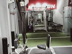 -汗水空间私教健身连锁(SM广场店)