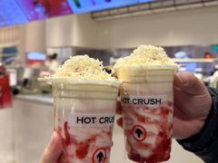 -HOT CRUSH趁热集合·现烤面包(上海环球港店)