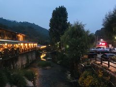 -北京水岸山吧度假村(雁栖镇店)