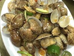 -霞涌市场海鲜摆卖区