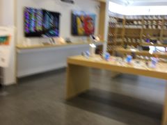 -华为授权体验店(万航渡路)