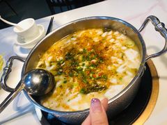 -德林酸菜鱼火锅(南丹店)