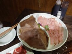 -红九格老火锅(三峡广场店)