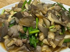 -超越海鲜屋(飞龙物业店)