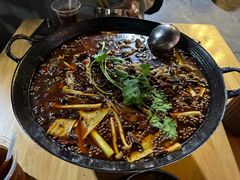 水煮蛙-鸿顺老铁锅美蛙鱼府(解放碑店)