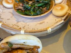 -龙门阵茶屋川菜馆(武康路店)