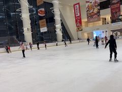 -世纪星滑冰俱乐部(万象城店)
