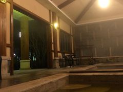 -宁波杭州湾海底温泉
