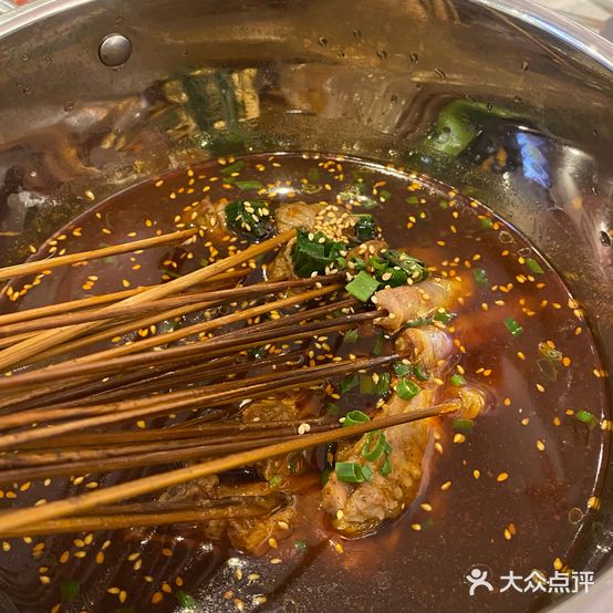 小二班成都串串小吃(碧海莲缘翠竹苑店)