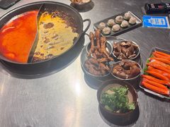 -鹿鸣山草本茶香火锅(园西路店)