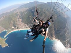 -费特希耶滑翔伞