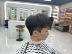 -尤司男士国潮理发馆