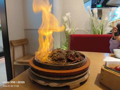 -蜜桃餐厅·伴山(绿宝广场店)