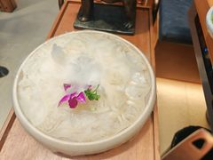 -老牌坊云南鱼豆花火锅(哈西万达店)