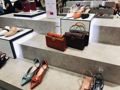 -CHARLES&KEITH(1234space店)