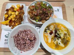 金汤酸菜鱼-老乡鸡(上海白玉兰广场店)