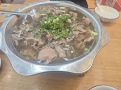 -谢老五跷脚牛肉·非遗传承店