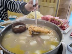 -朴小妹人参鸡汤火锅(长白山万达店)