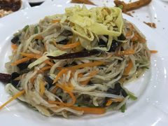 素八丝-春江饭店(共青团路总店)
