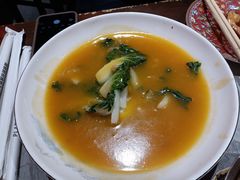 豆汤奶白菜-山四砂锅(太原钟楼街店)