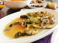 -亭下湖饭店(康岭店)