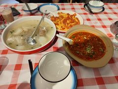 -洪霞餐馆·川菜·鲜货现炒(两江春城店)