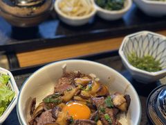 烧肉盖饭定食-炼火烤肉店