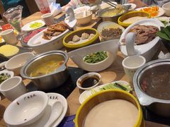 -龙聚德北京烤鸭(沙坪坝华宇A馆店)