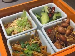 -吃城都·鱼蛙火锅(西玉龙街店)