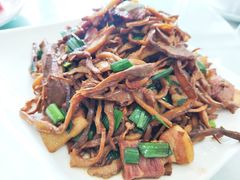 烟笋炒腊肉-关东风老北方菜馆(桂芳园店)