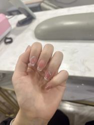 -蜜桃美甲美睫化妆