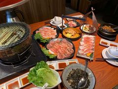 -山之屋炭火烧肉·生啤畅饮(大朗万科中央公园店)