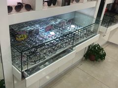 -罗创丹阳眼镜(童卫路店)