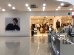 -优衣库(长春欧亚卖场店)