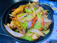 啫啫牛蛙煲-绿柠食堂(北外滩店)