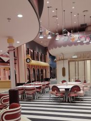 -奈尔宝家庭中心·亲子餐厅(鄞州万达店)