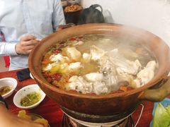 连州果园鸡-威邵鸡煲(西华路总店)