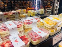 -罗森尼娜(德思勤店)