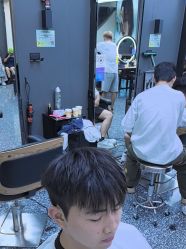 -藤野造型专业烫染接发