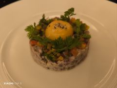 黑松露蘑菇酱牛肉塔塔-圣丰索菲特·法国餐厅