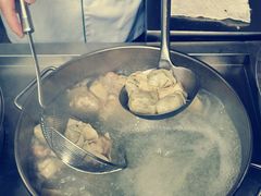 菜肉馄饨-古徽州馄饨店(宝安路店)