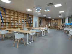 -增城图书馆(荔景大道辅路店)