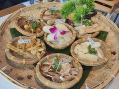 -菌彩云南野生菌火锅(呈贡七彩云南第壹城店)