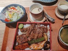 -本源食集 日式烧肉·炉端烧(东海缤纷店)
