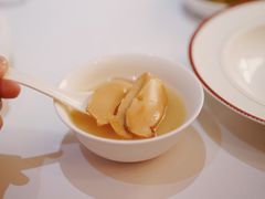 招牌松茸清汤底-洋房火锅(新天地店)